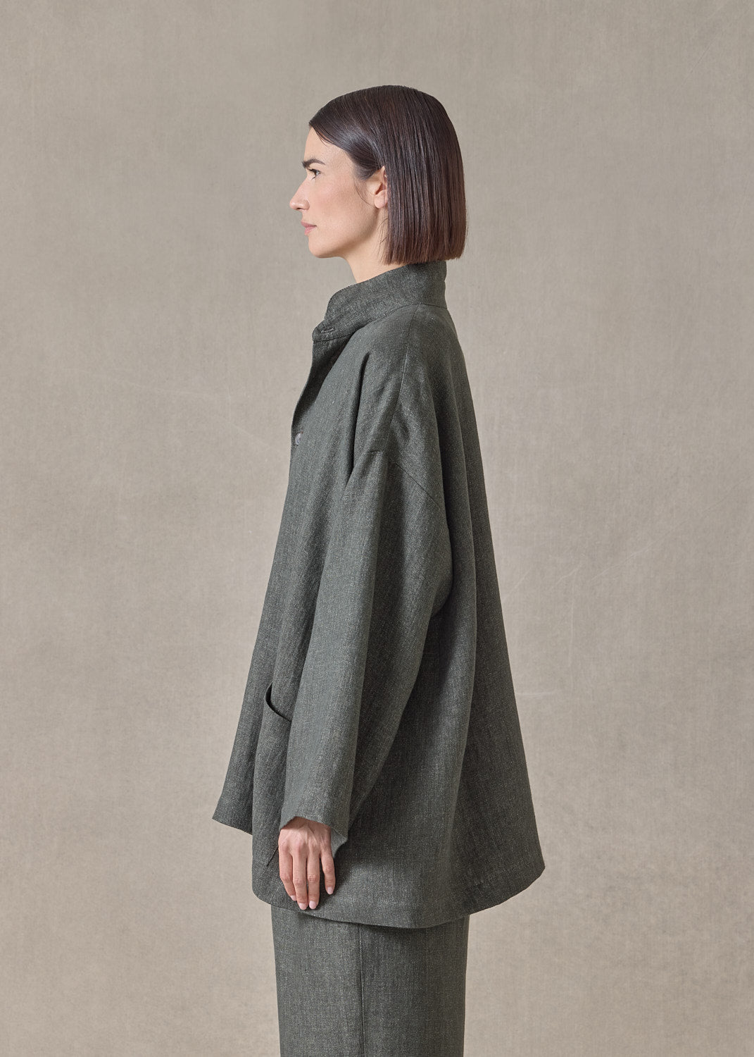 heavyweight delave linen angle to front double stand collar jacket - long (olivedark)