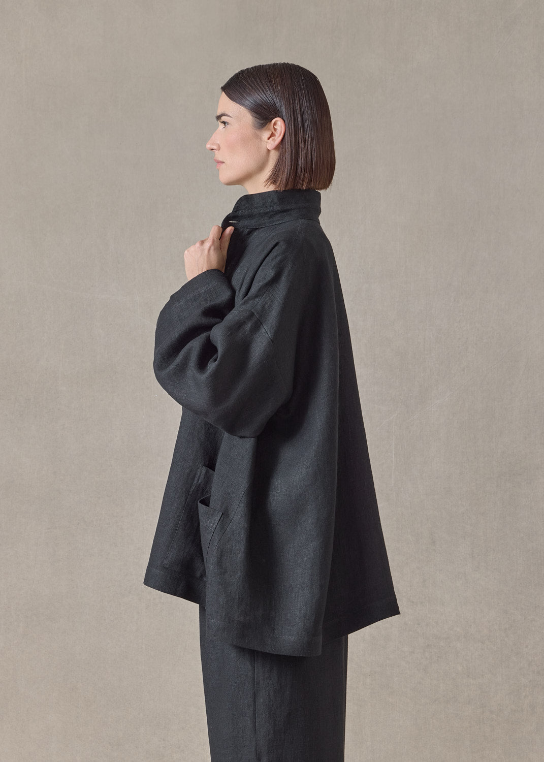 Heavyweight linen angle to front double stand collar jacket - long (black)