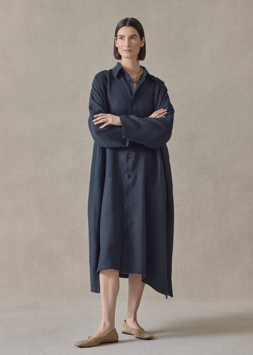 heavyweight linen wide a-line back pleat shirt dress with collar (navydark)
