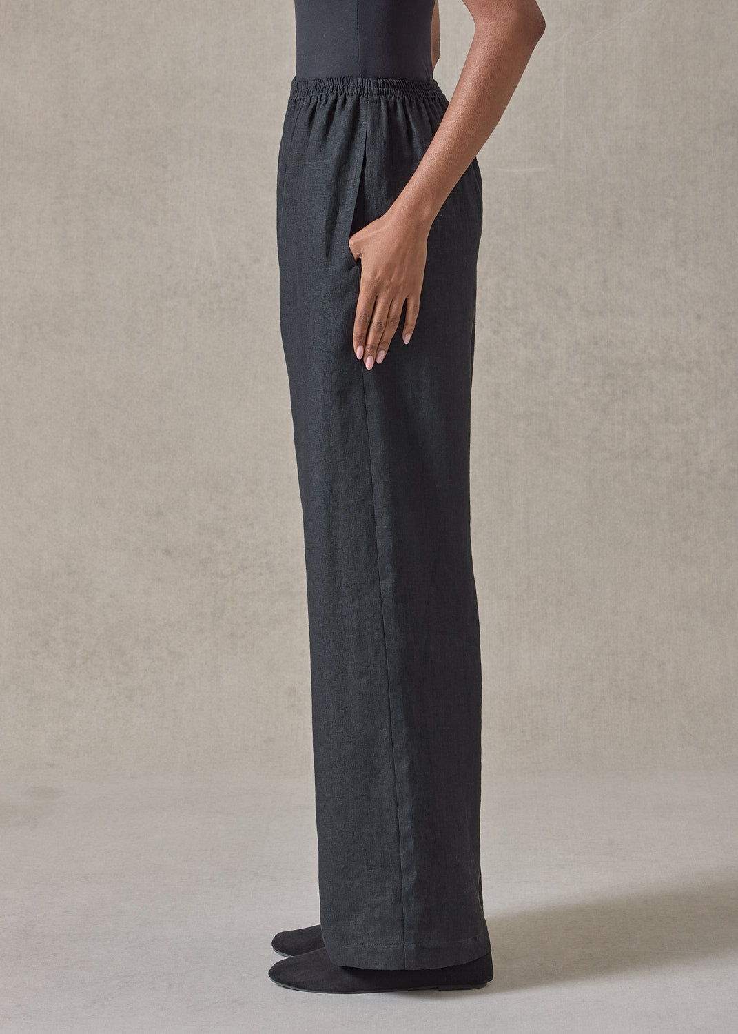 lightweight linen trouser (black)