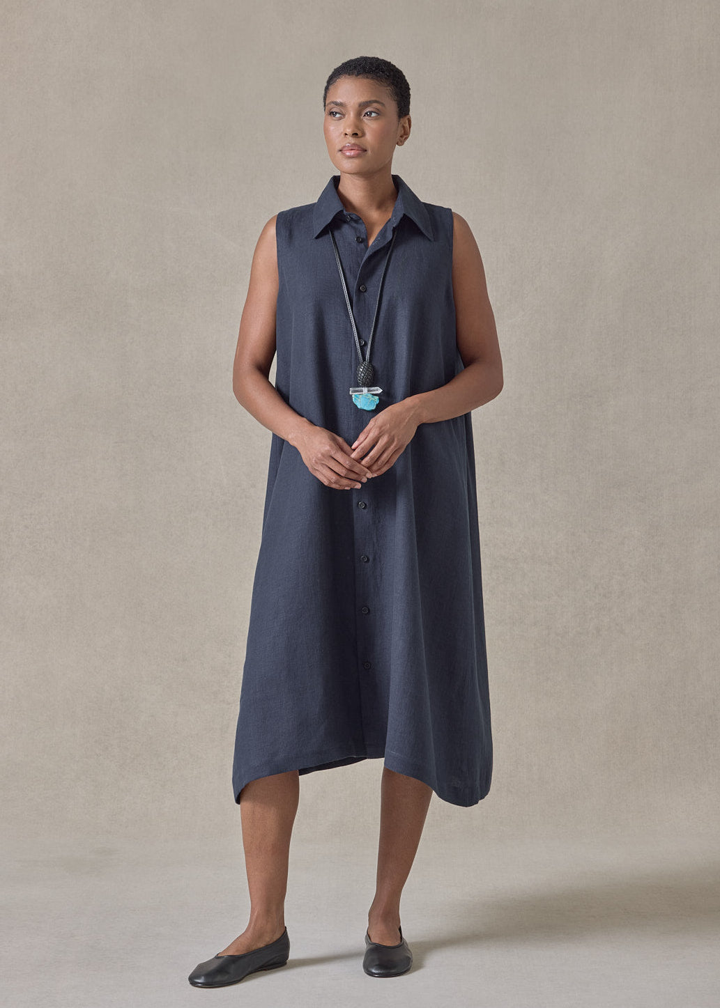 lightweight linen side pleated sleeveless shirt dress with collar (navydark)