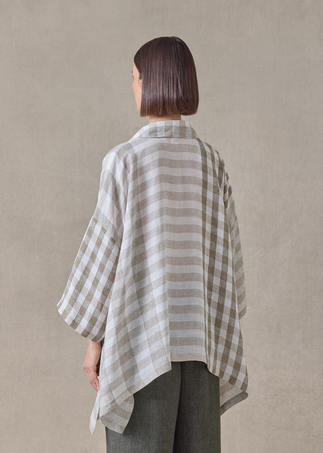 linen double pointed sides shirt with collar - mid plus (olive)