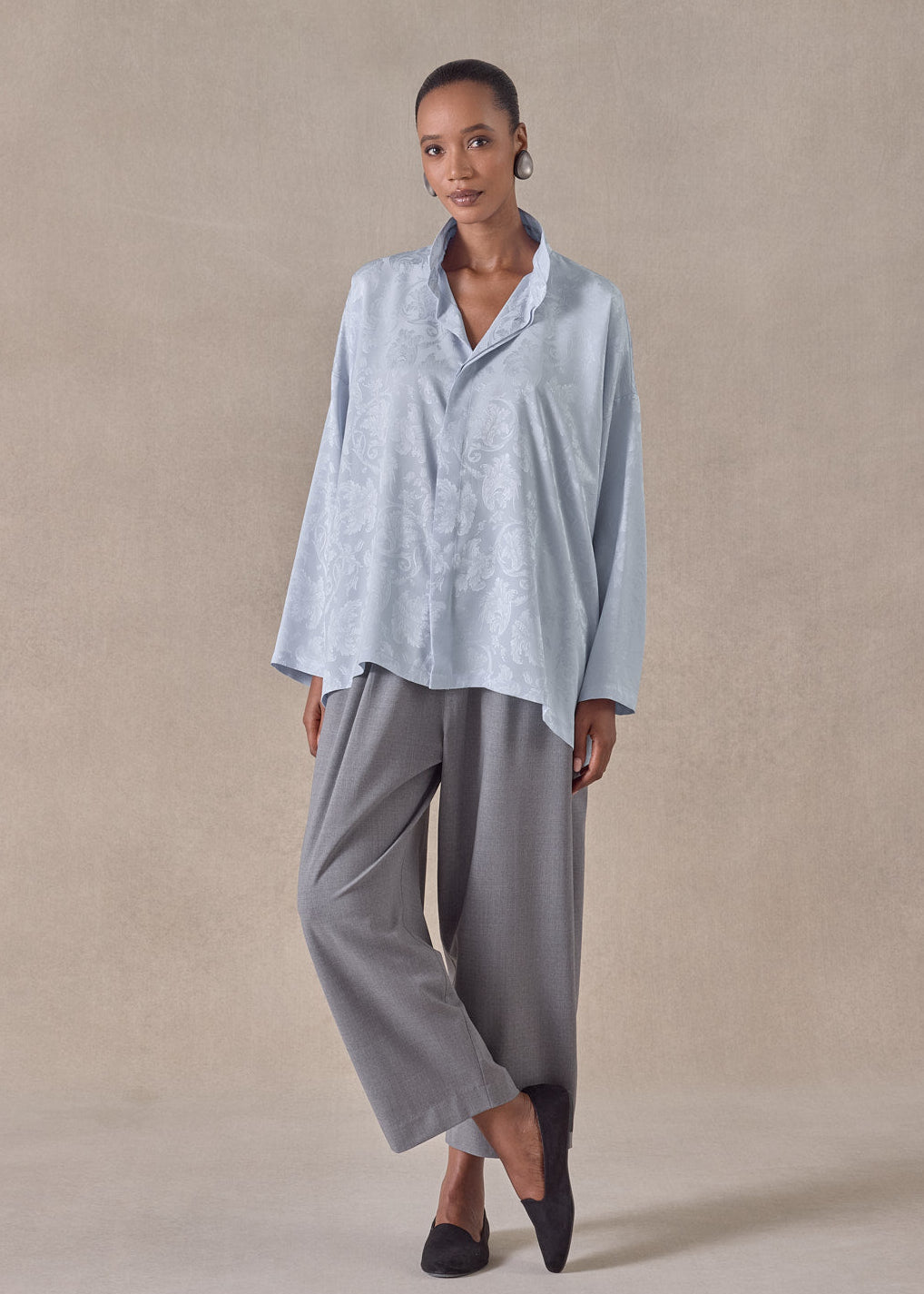 silk jacquard wide a-line double stand collar shirt - mid plus (bridgertonblue)
