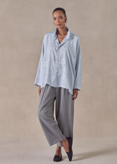 silk jacquard wide a-line double stand collar shirt - mid plus (bridgertonblue)