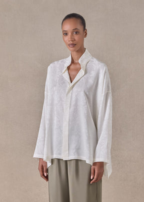 silk jacquard wide a-line double stand collar shirt - mid plus (ivory)