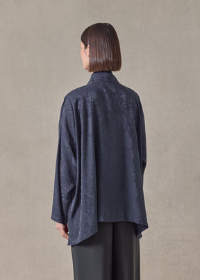 silk jacquard wide a-line double stand collar shirt - mid plus (navydark)