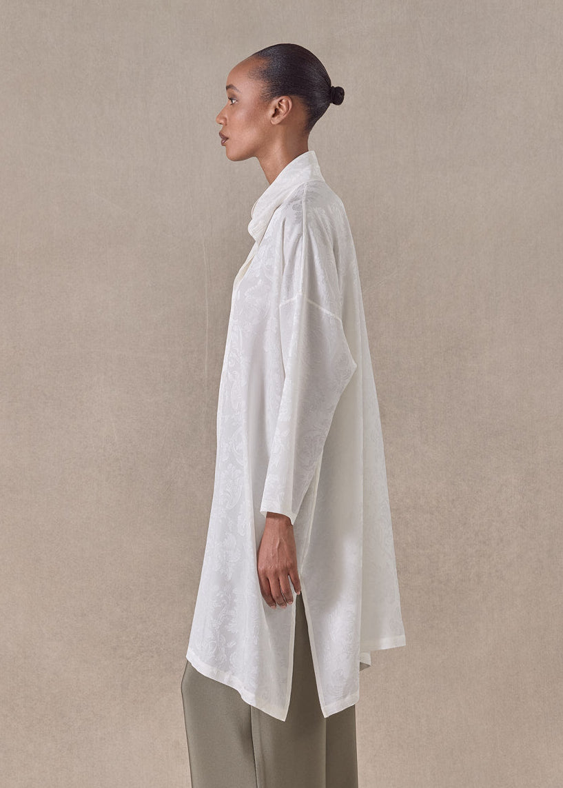 silk jacquard wide a-line double stand collar shirt - very long with slits (ivory)