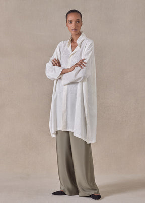 silk jacquard wide a-line double stand collar shirt - very long with slits (ivory)