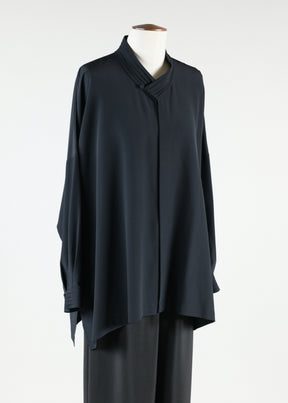 wide longer back v-neck shirt with pleated collar and cuffs - long