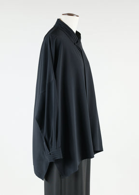 wide longer back v-neck shirt with pleated collar and cuffs - long