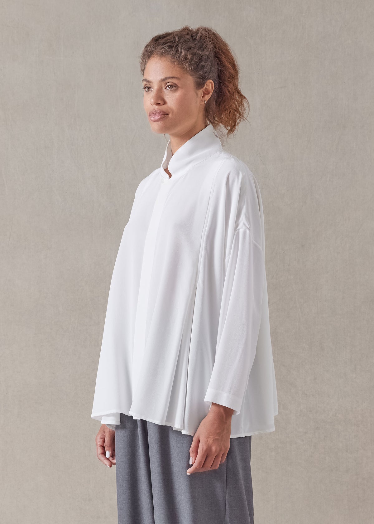 silk pleated shoulder swing shirt with chinese collar - mid plus