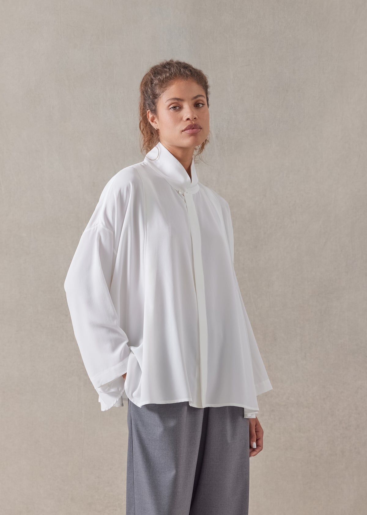 silk pleated shoulder swing shirt with chinese collar - mid plus
