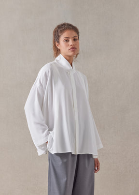 silk pleated shoulder swing shirt with chinese collar - mid plus