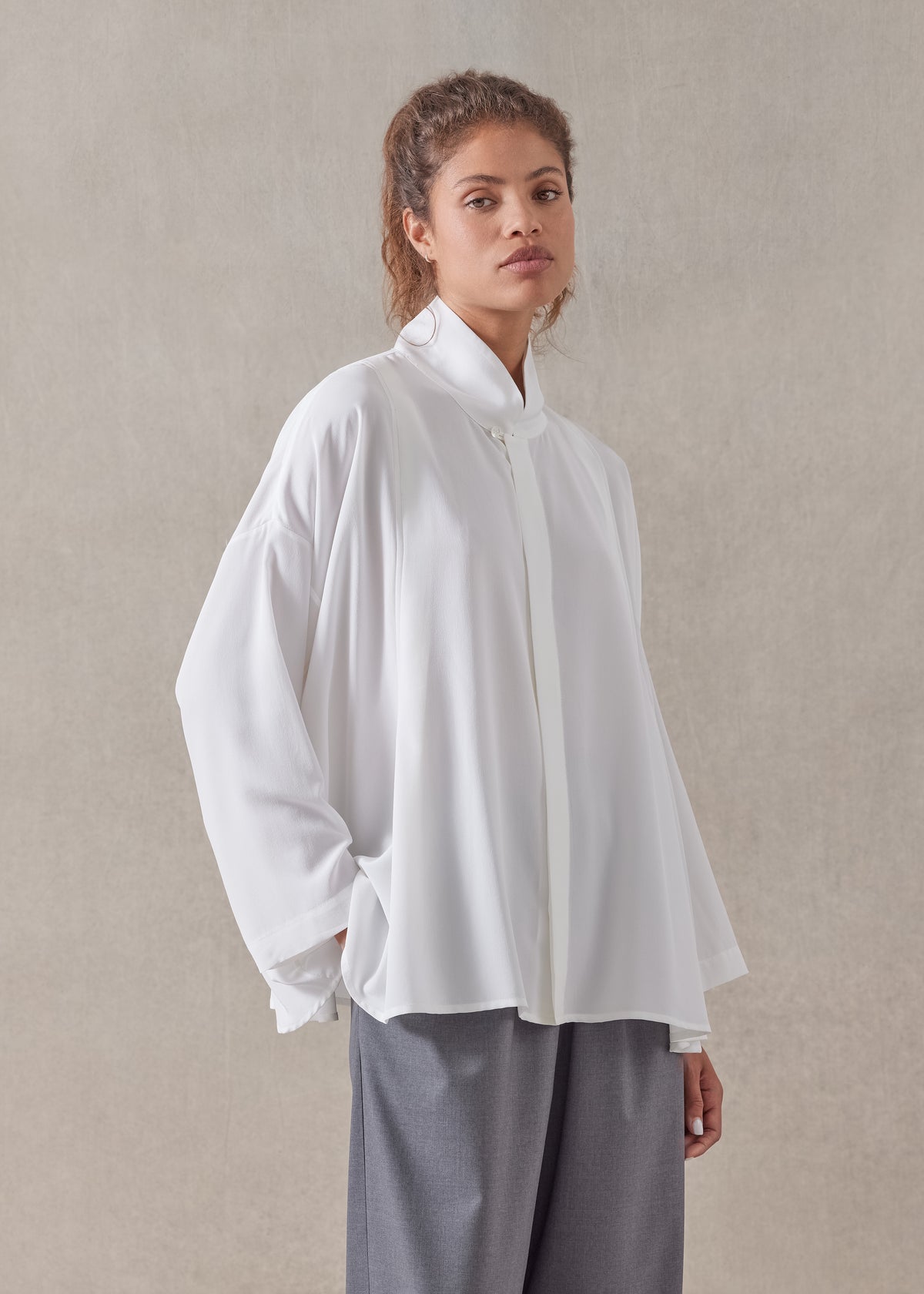 silk pleated shoulder swing shirt with chinese collar - mid plus