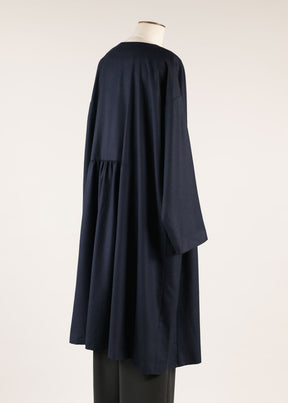 round neck coat jkt w/'pleated panels'-3/4 length