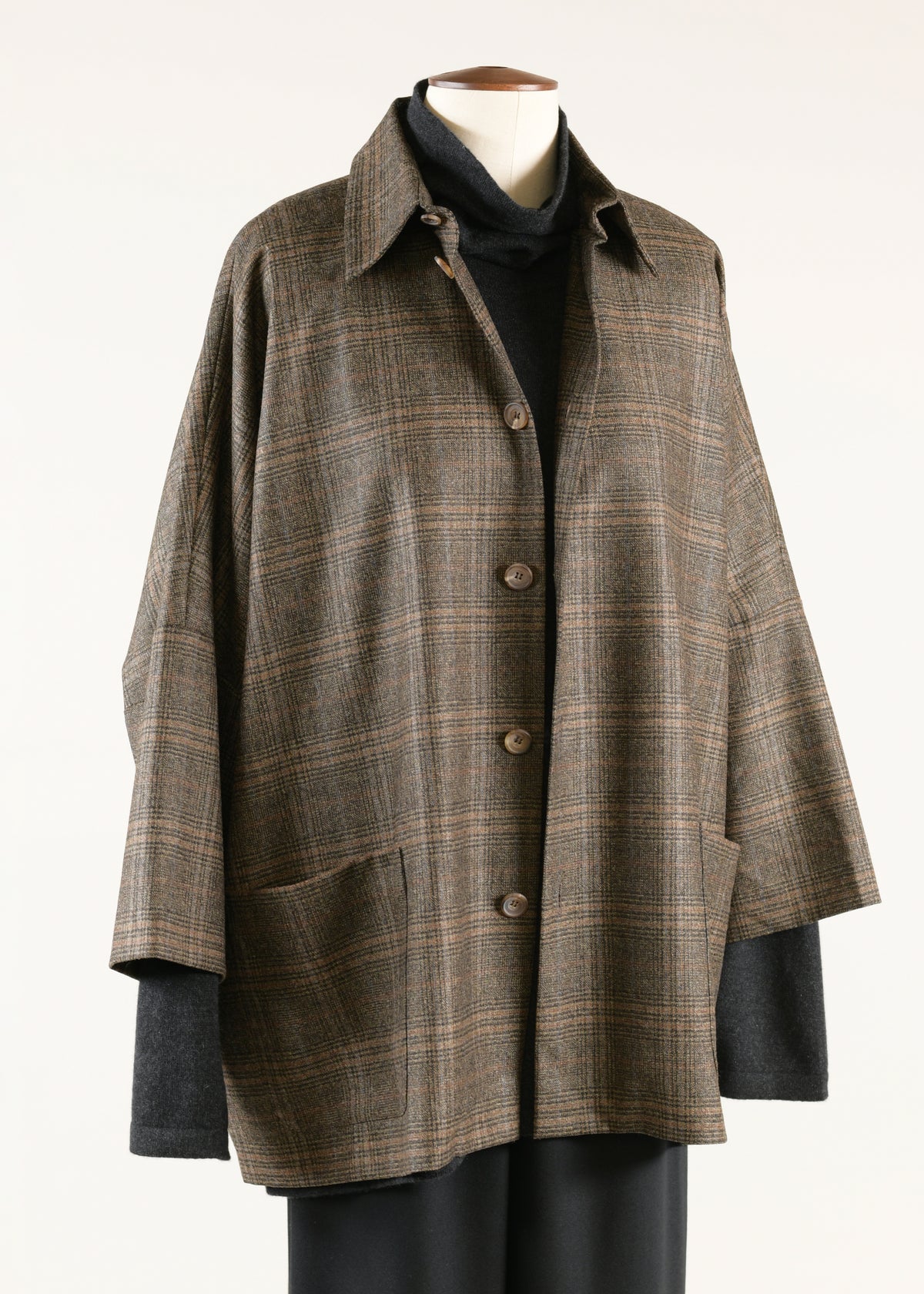 sloped shldr jckt w/collar - long 3/4 slvs (lined)