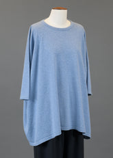 angle-to-front round neck knit t shirt - long