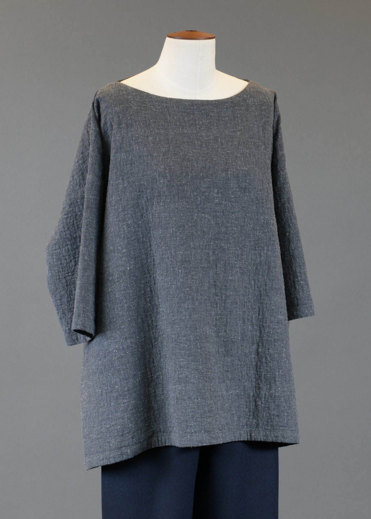 wide a-line 3/4 sleeve scoop neck - long