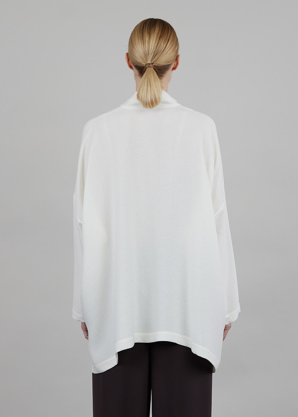 wide longer back double stand collar shirt - long