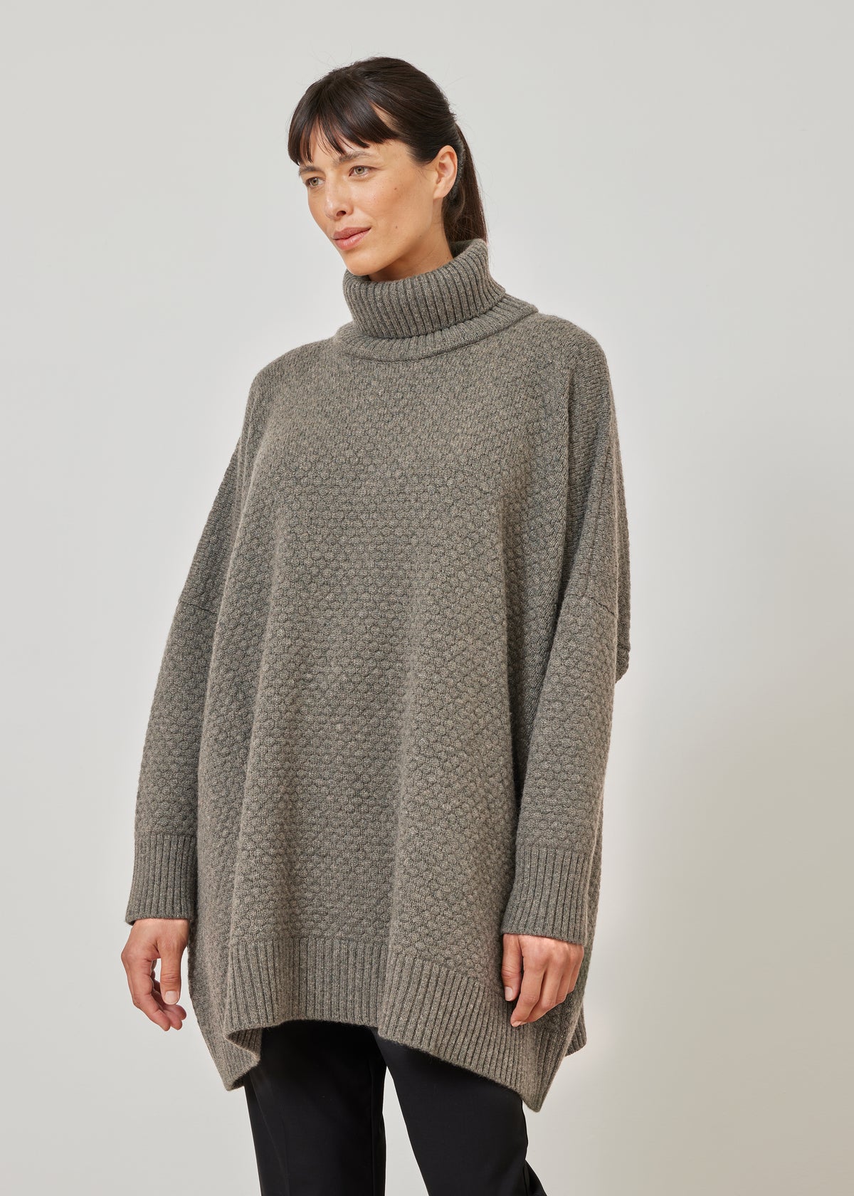 wide roll neck sweater - long plus
