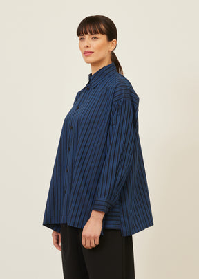 slim a-line shirt with collar and stepped insert - long in blue