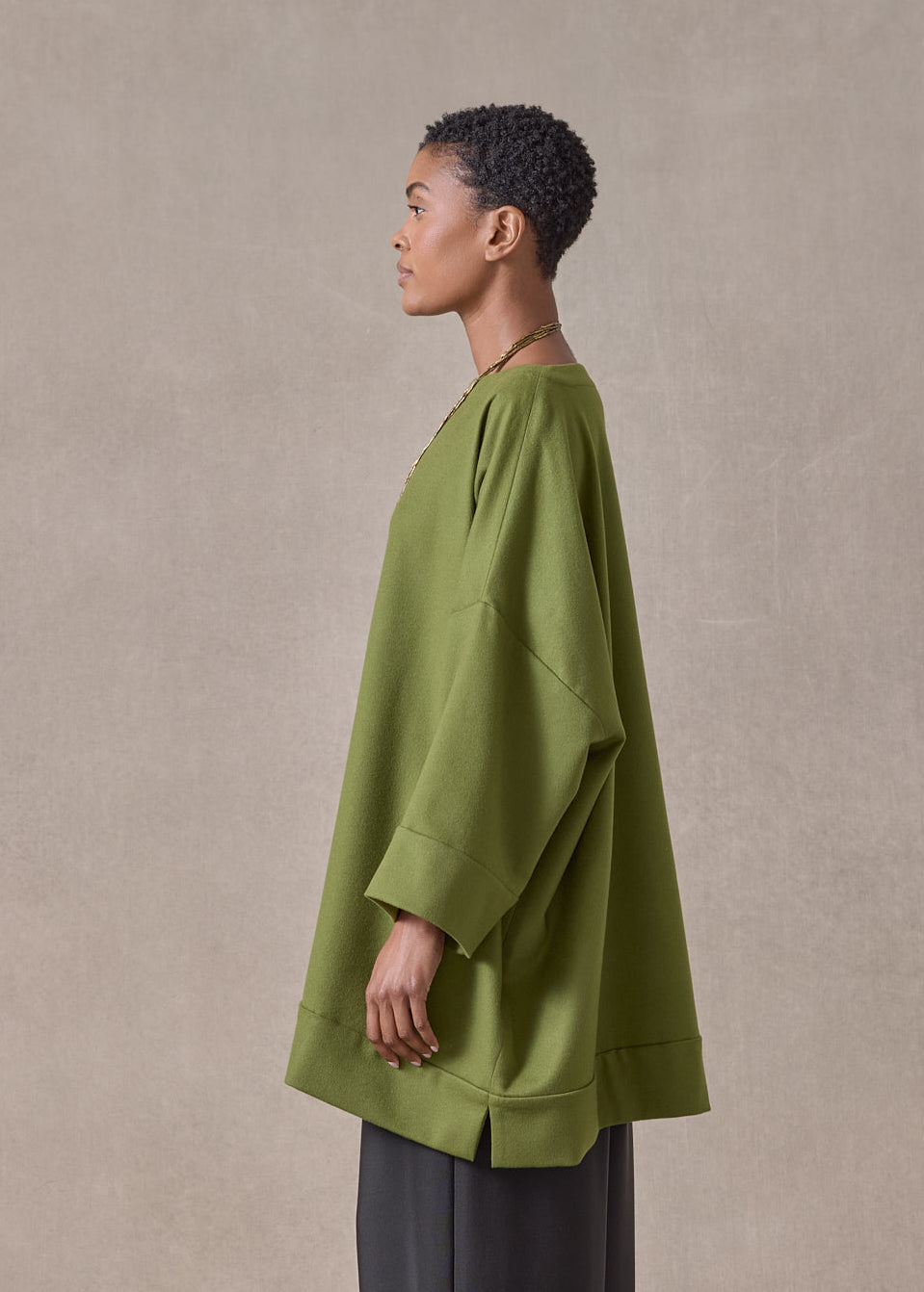 cashmere sloped shoulder scoop neck poncho with hembands - long (fernlight)