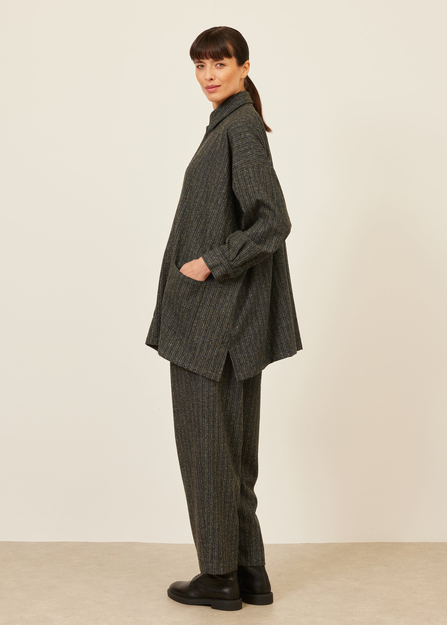 wide A-line shirt jacket with collar - long