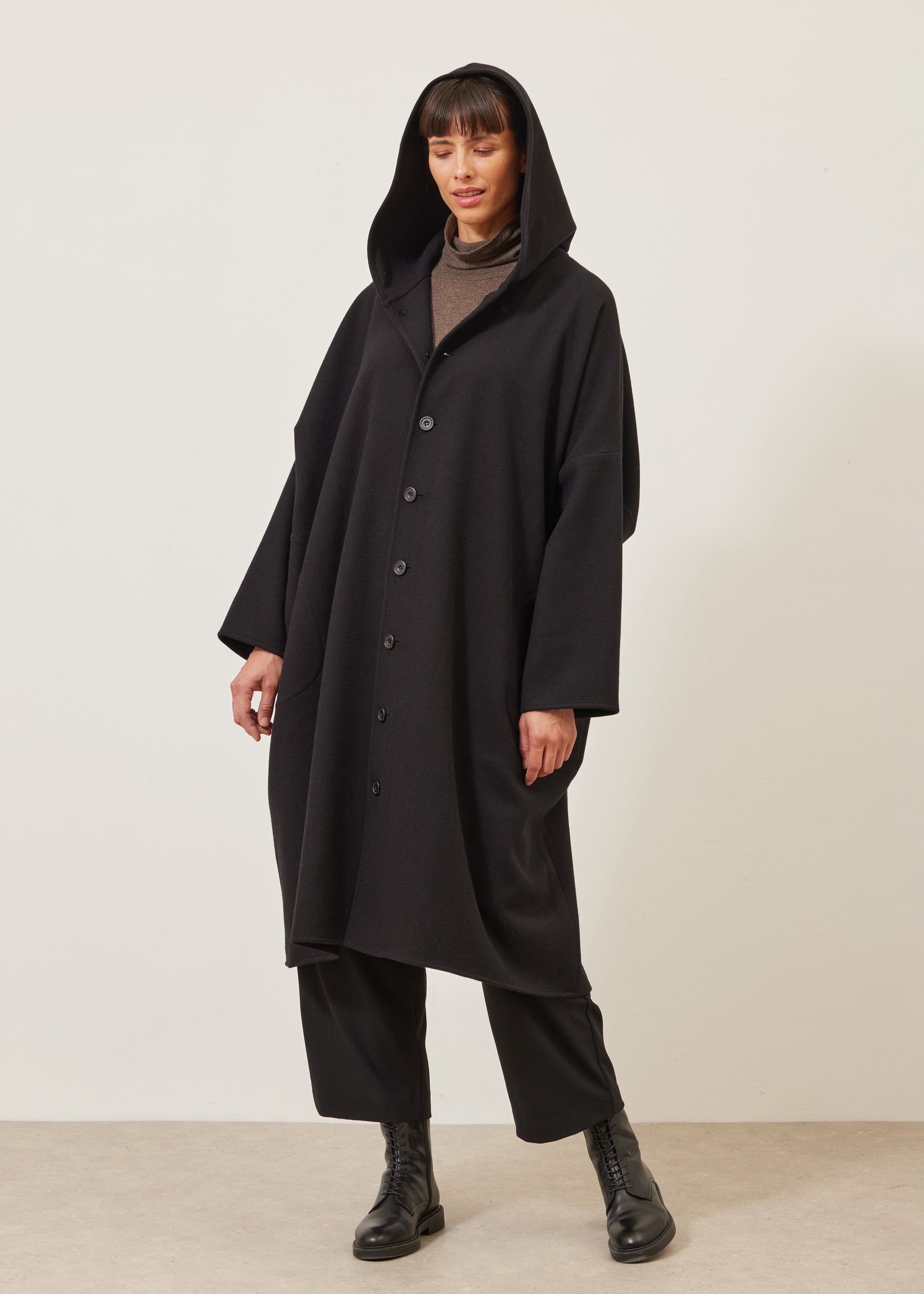 wide hooded buttoned coat - 3/4 length