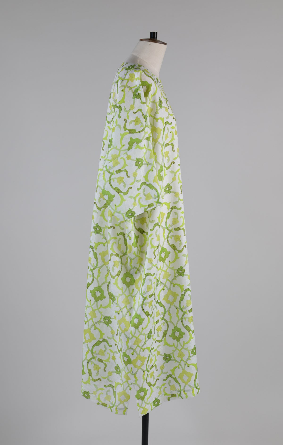 short sleeve wide round neck dress