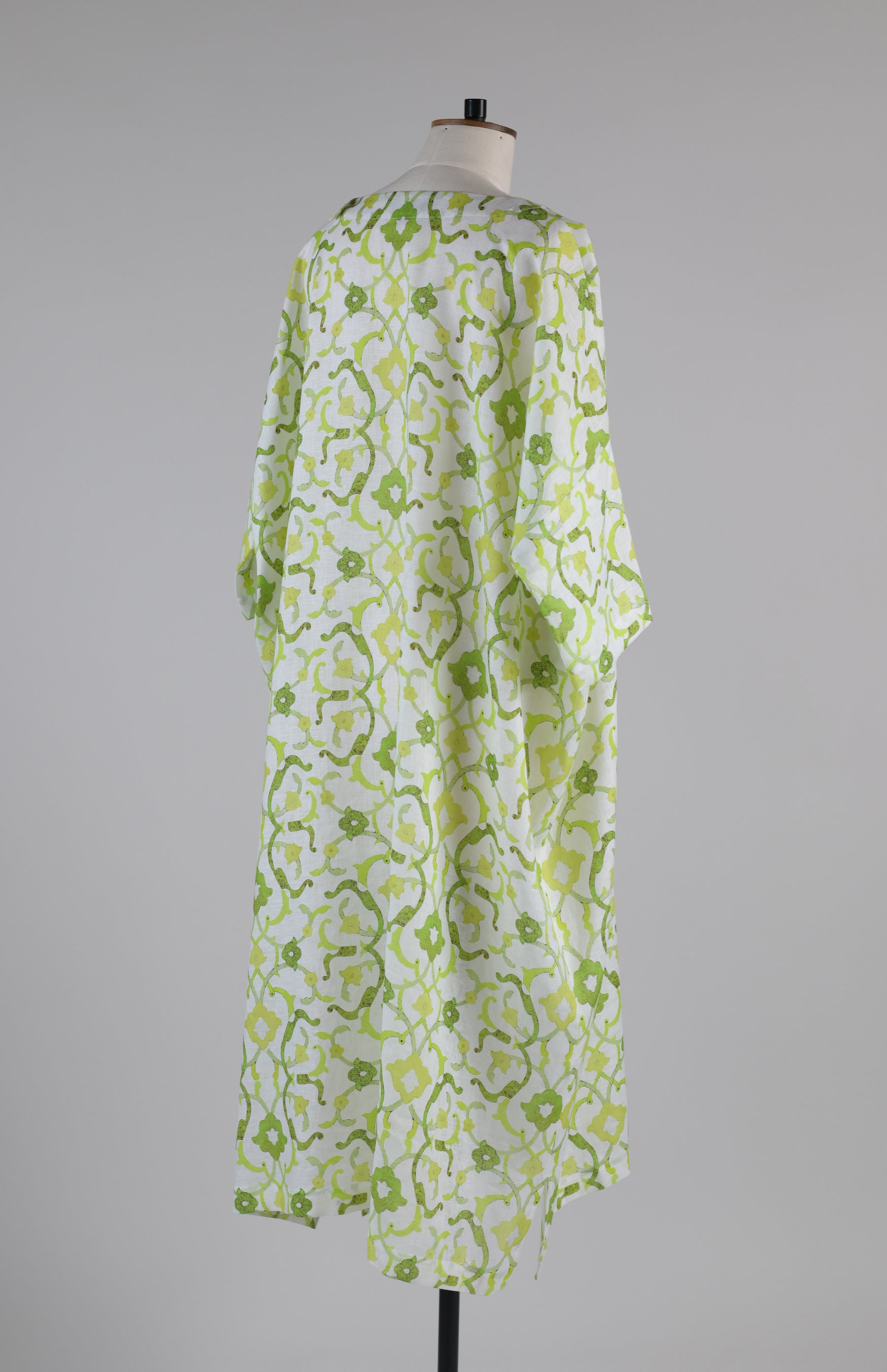 short sleeve wide round neck dress