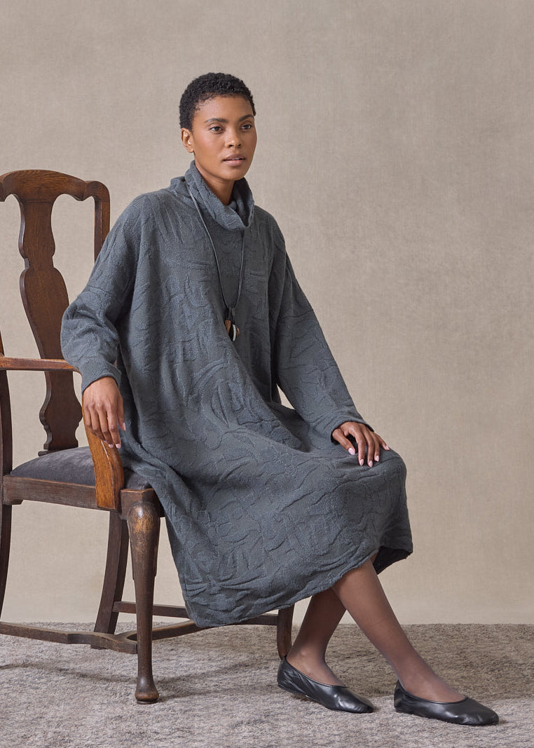 cashmere wide a-line scrunch neck knit dress (lavagrey)