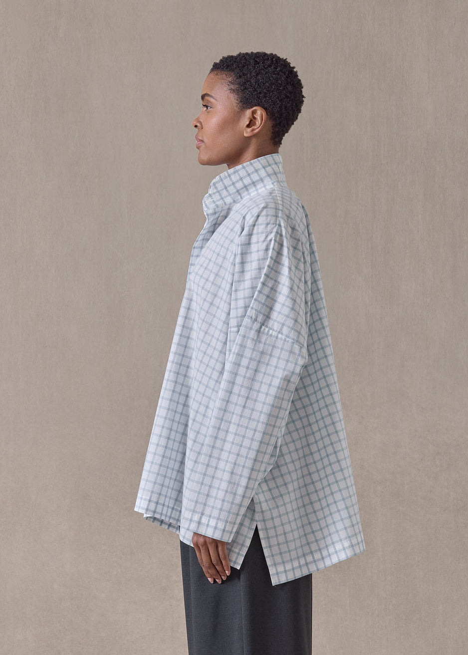 cotton wide longer back double stand collar shirt - mid plus (woadblue)