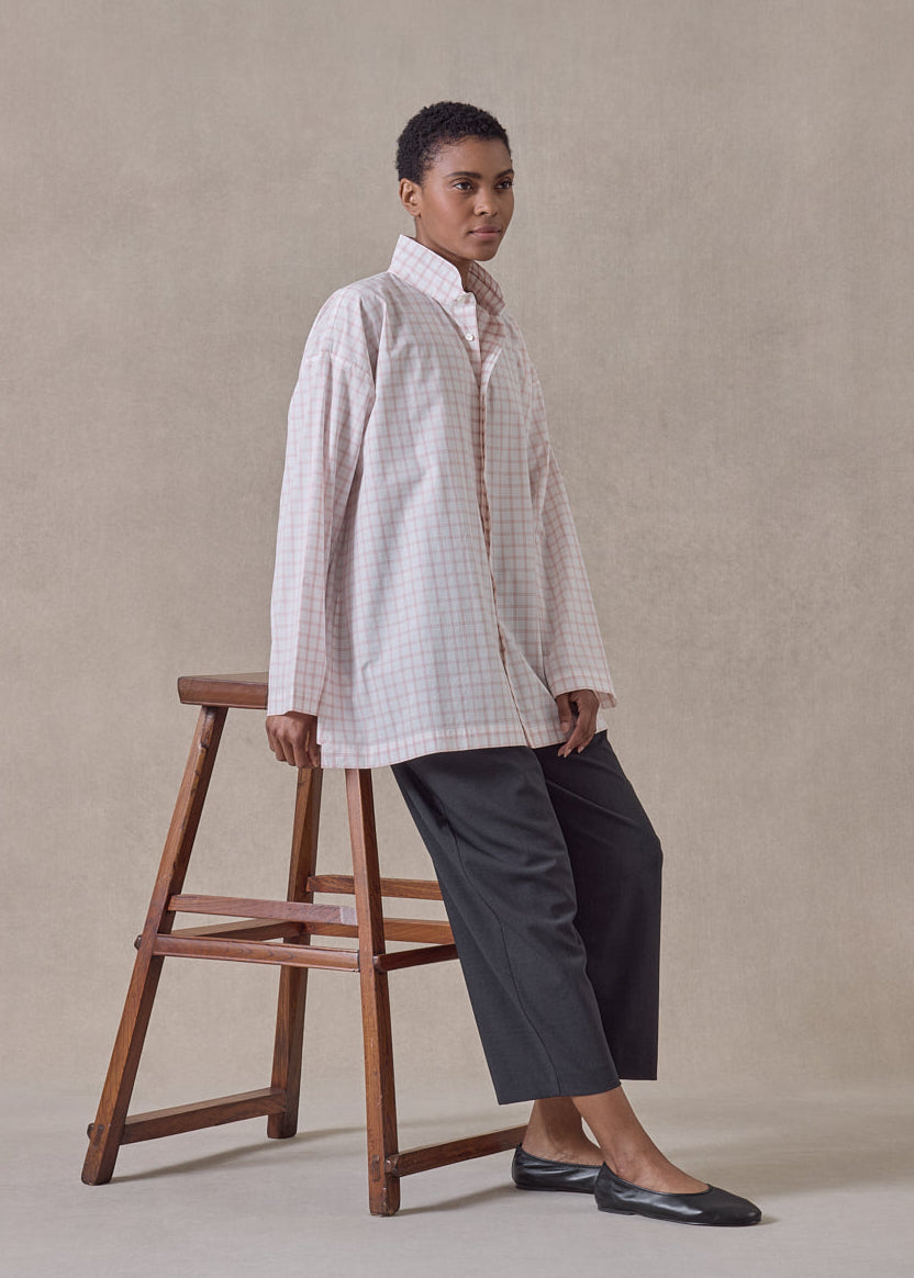 cotton slim a-line shirt with double stand collar and stepped insert - long (rosepowder)