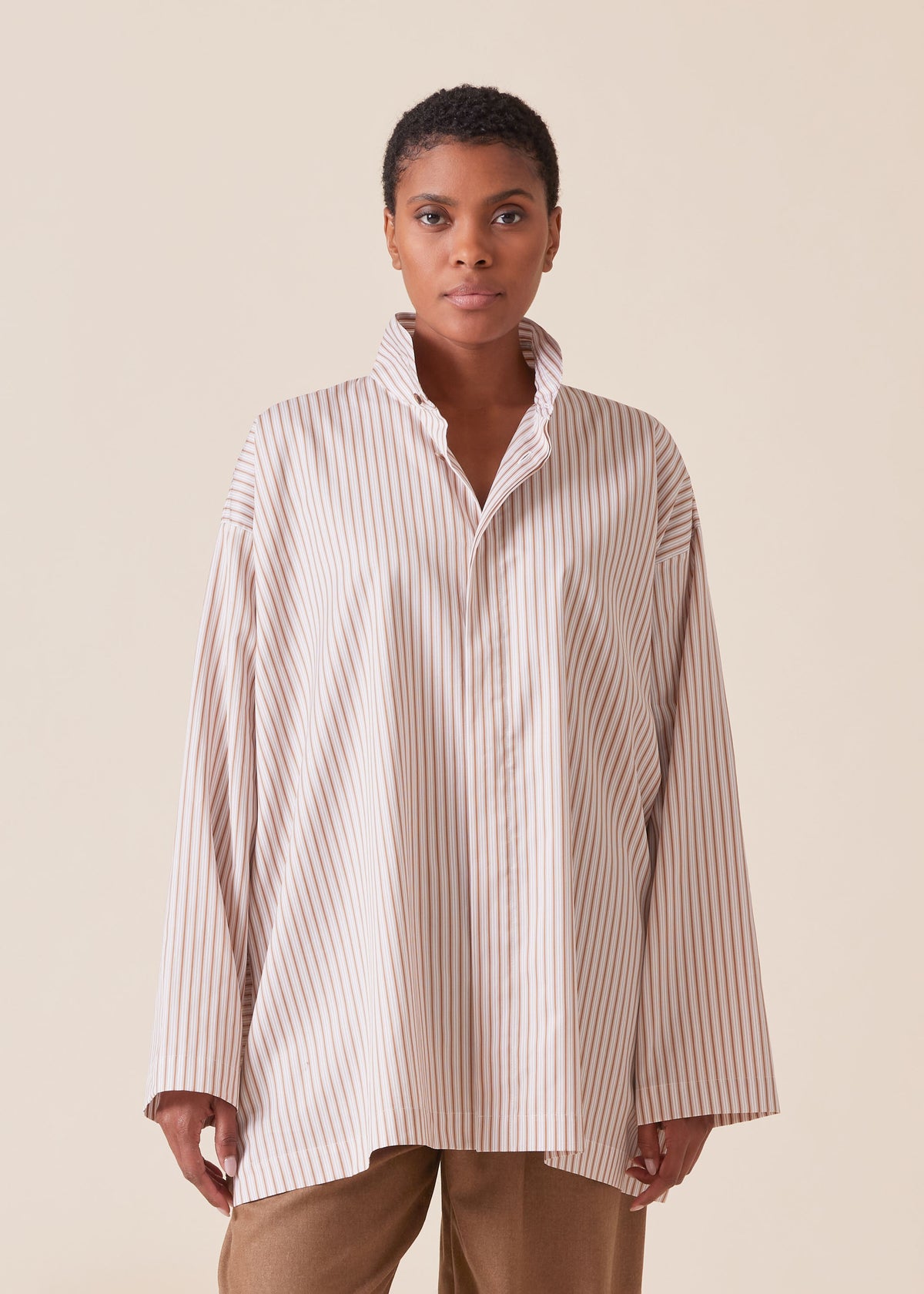cotton slim a-line double stand collar shirt with stepped insert - long