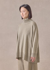 cashmere panelled a-line roll neck sweater - mid plus (greensand)