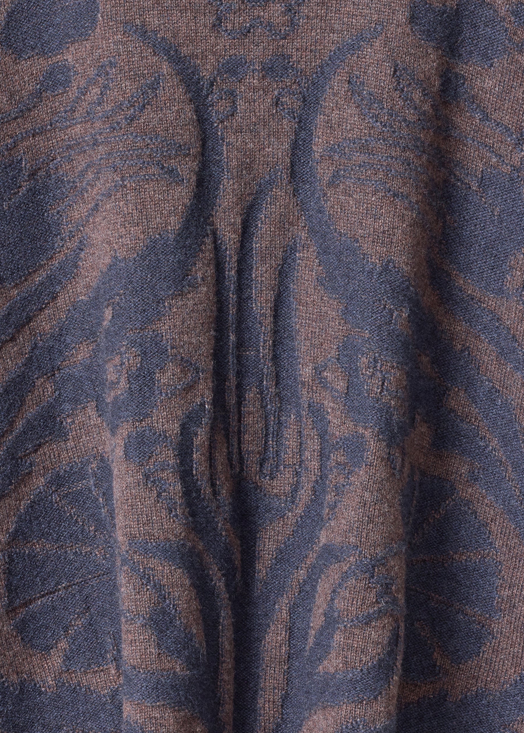 cashmere a-line sleeveless V-neck - mid plus