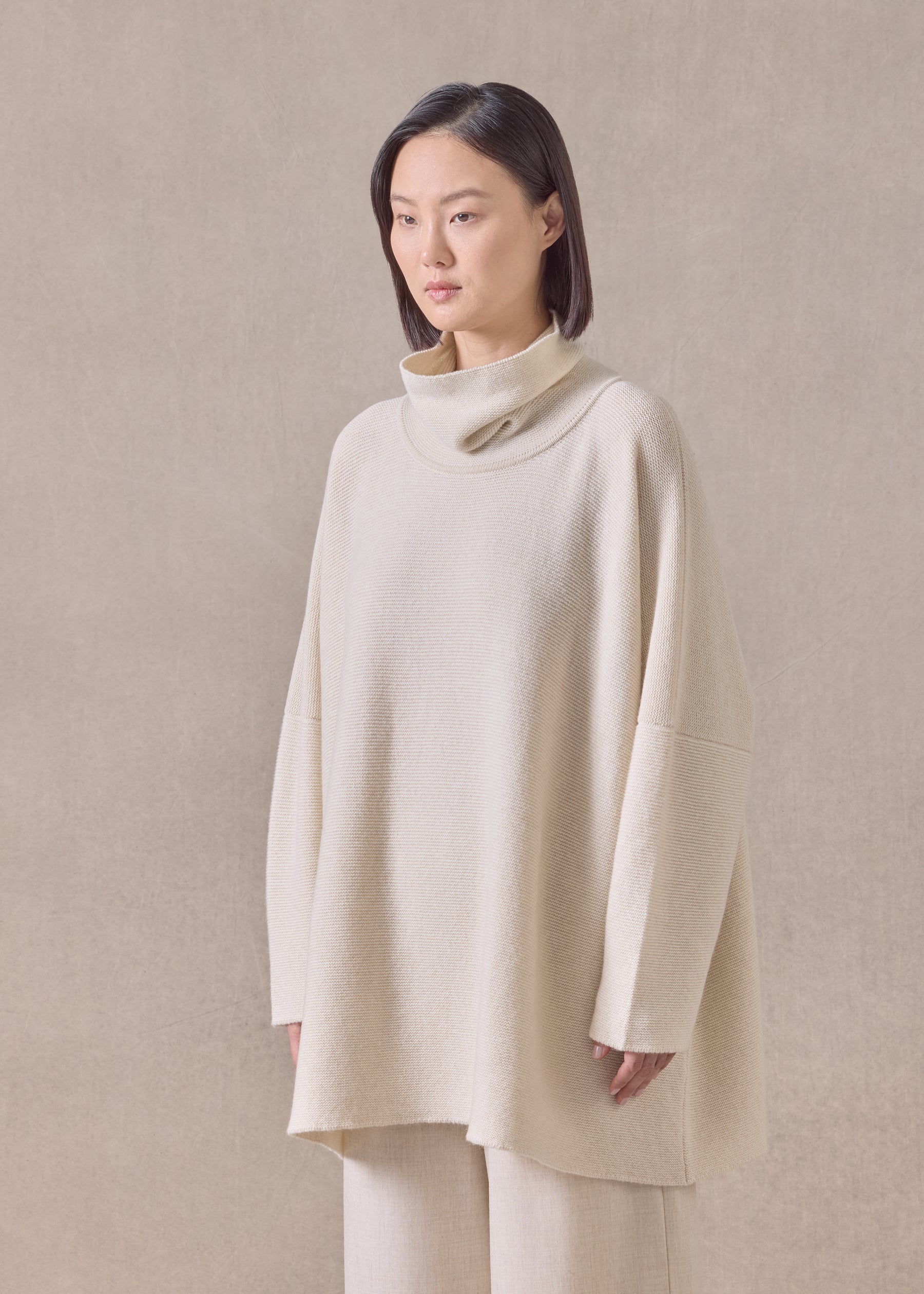 cashmere slim sleeve monks top - long