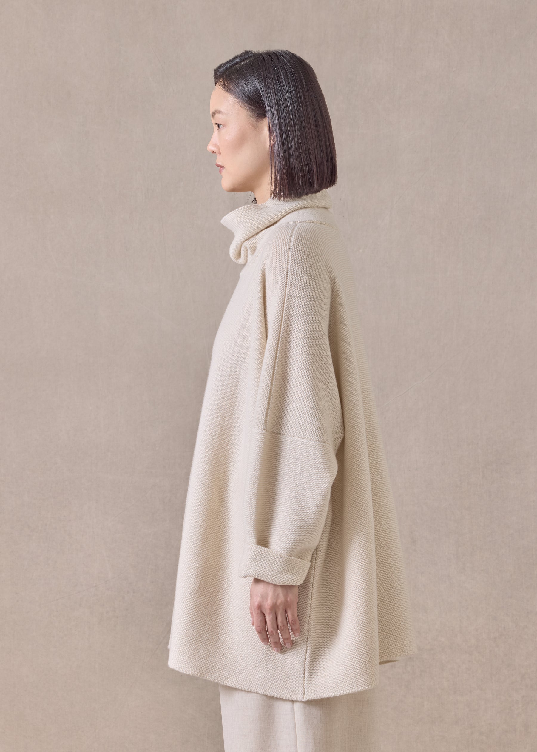 cashmere slim sleeve monks top - long