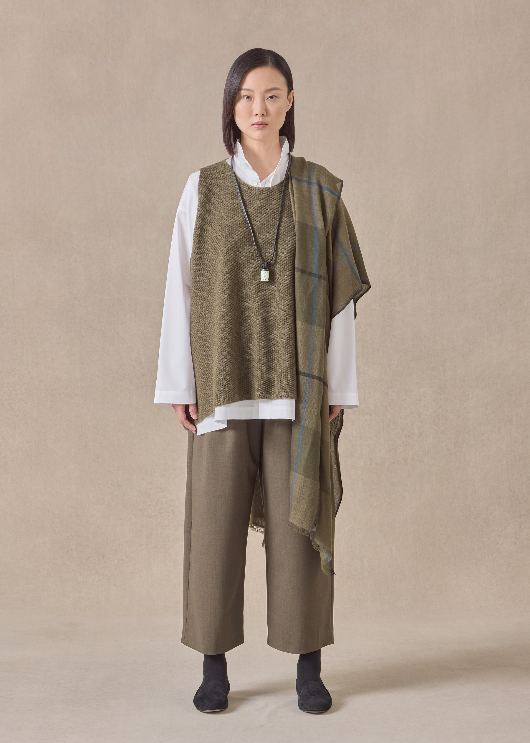 cashmere a-line sleeveless round neck - mid plus