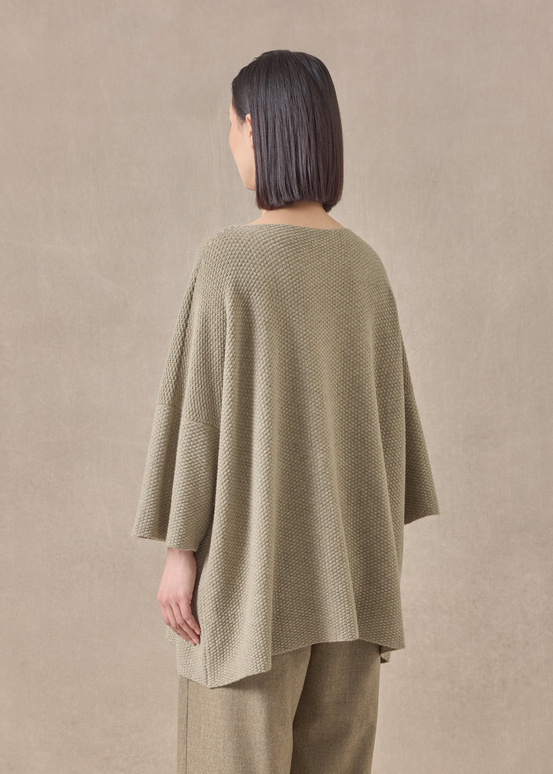 cashmere square 3/4 sleeve  top - long