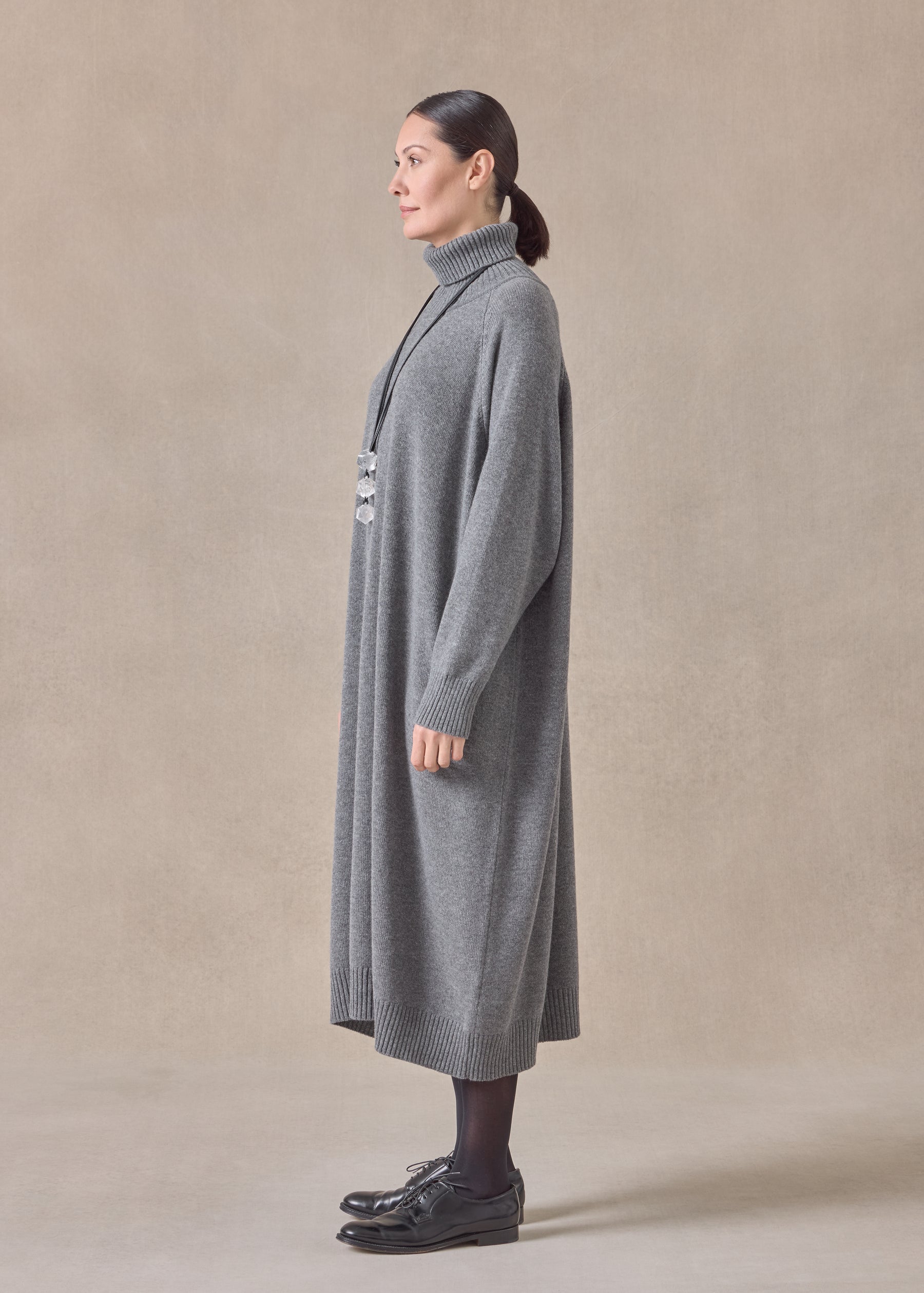 cashmere wide raglan sleeve roll neck dress