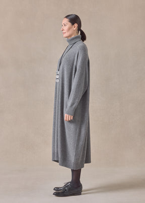 cashmere wide raglan sleeve roll neck dress