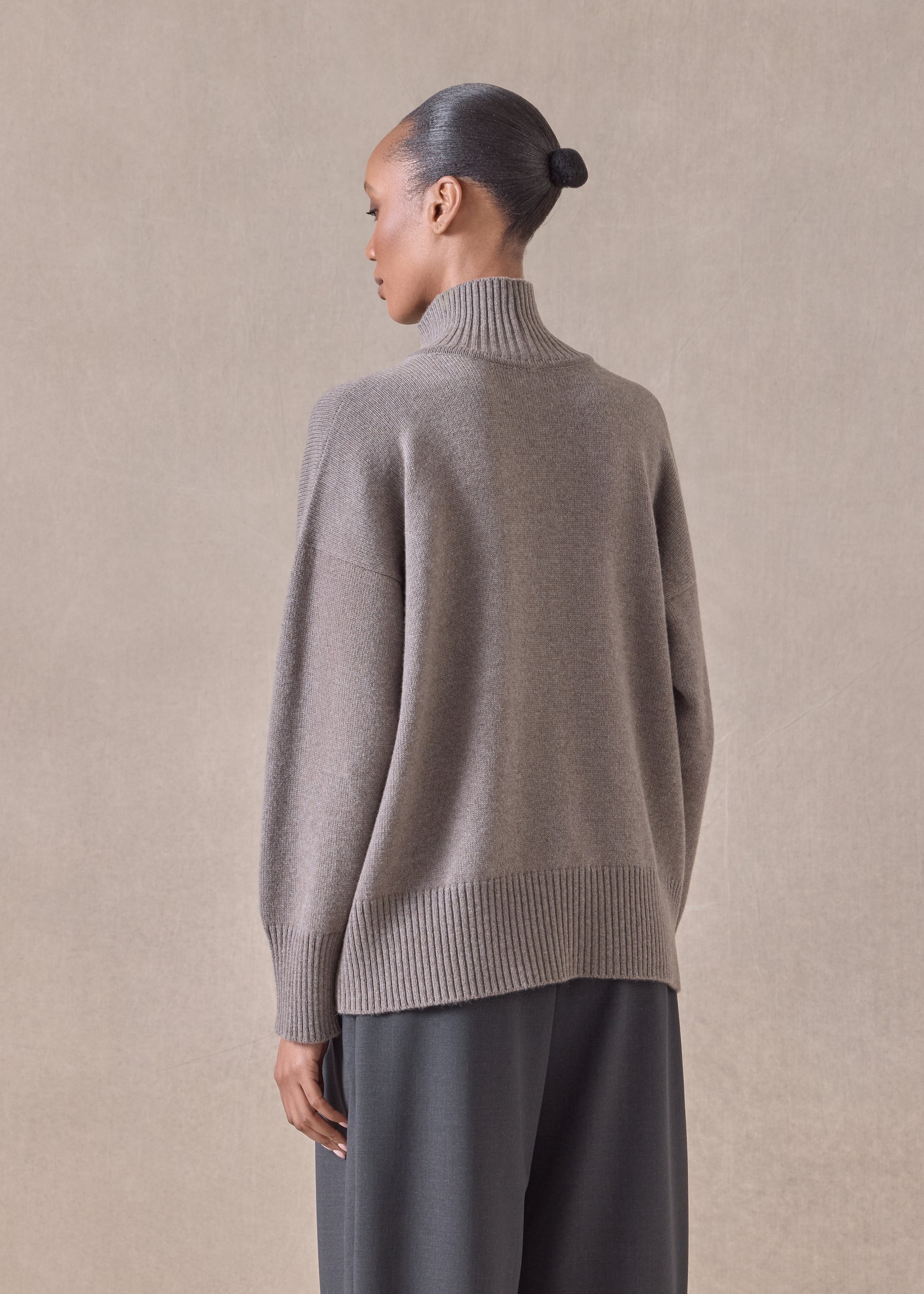 cashmere small long sleeve high neck sweater - mid