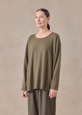 cashmere slim sleeve raw edge bateau neck - mid plus