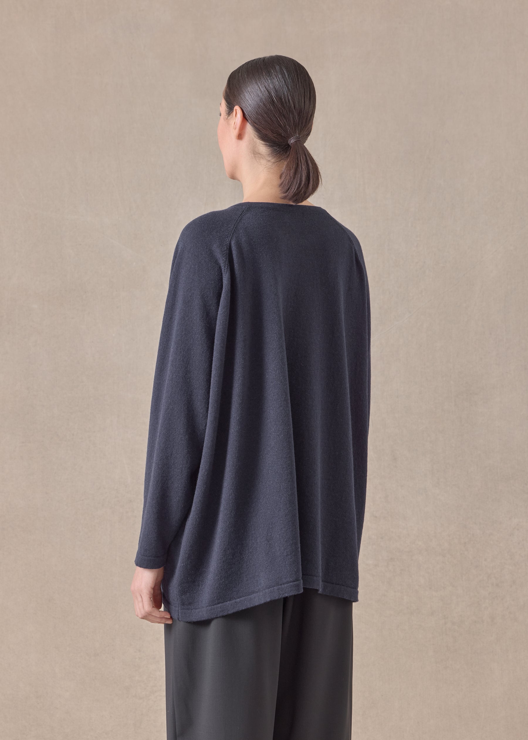 cashmere raglan sleeve round neck sweater - long