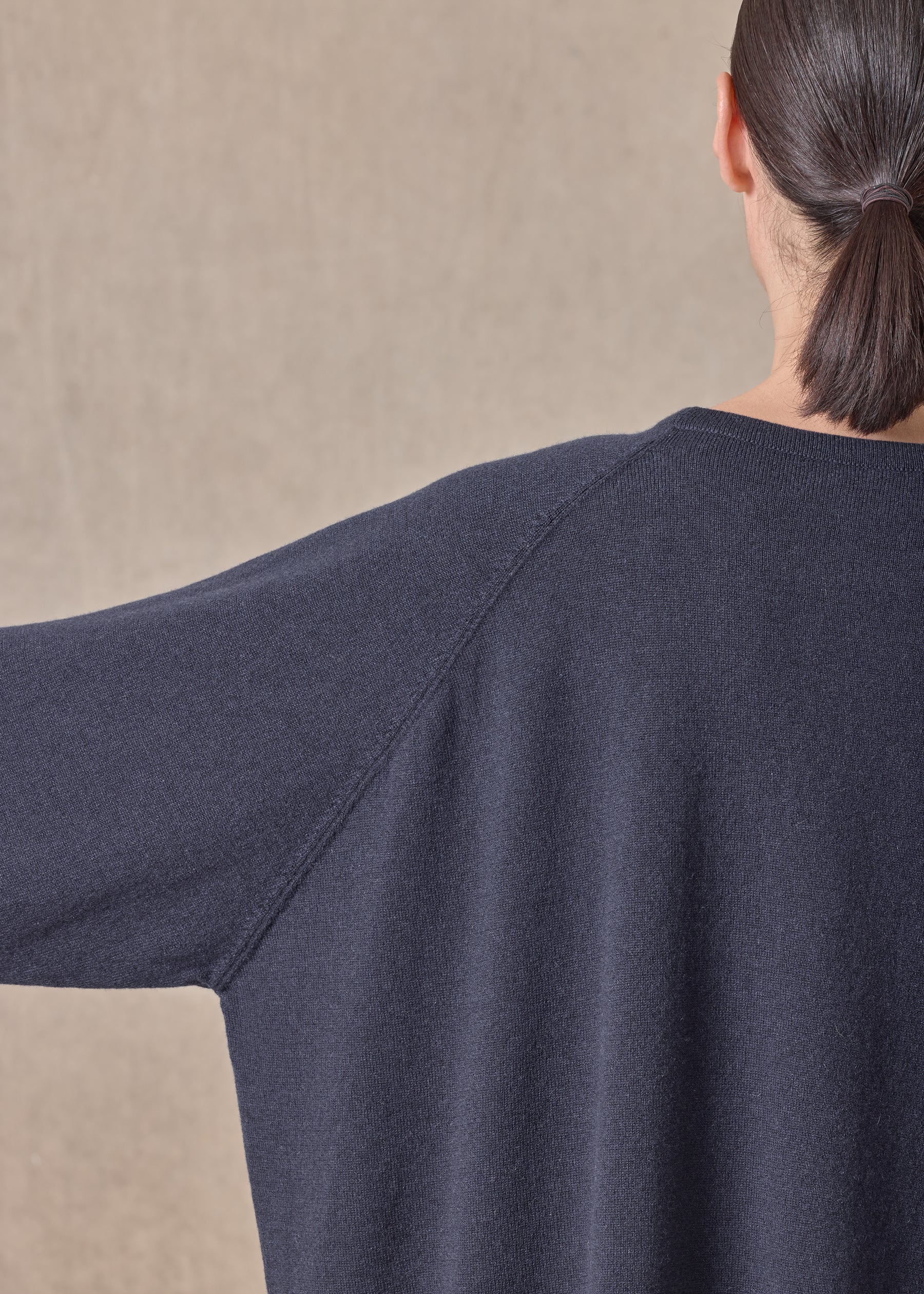 cashmere raglan sleeve round neck sweater - long