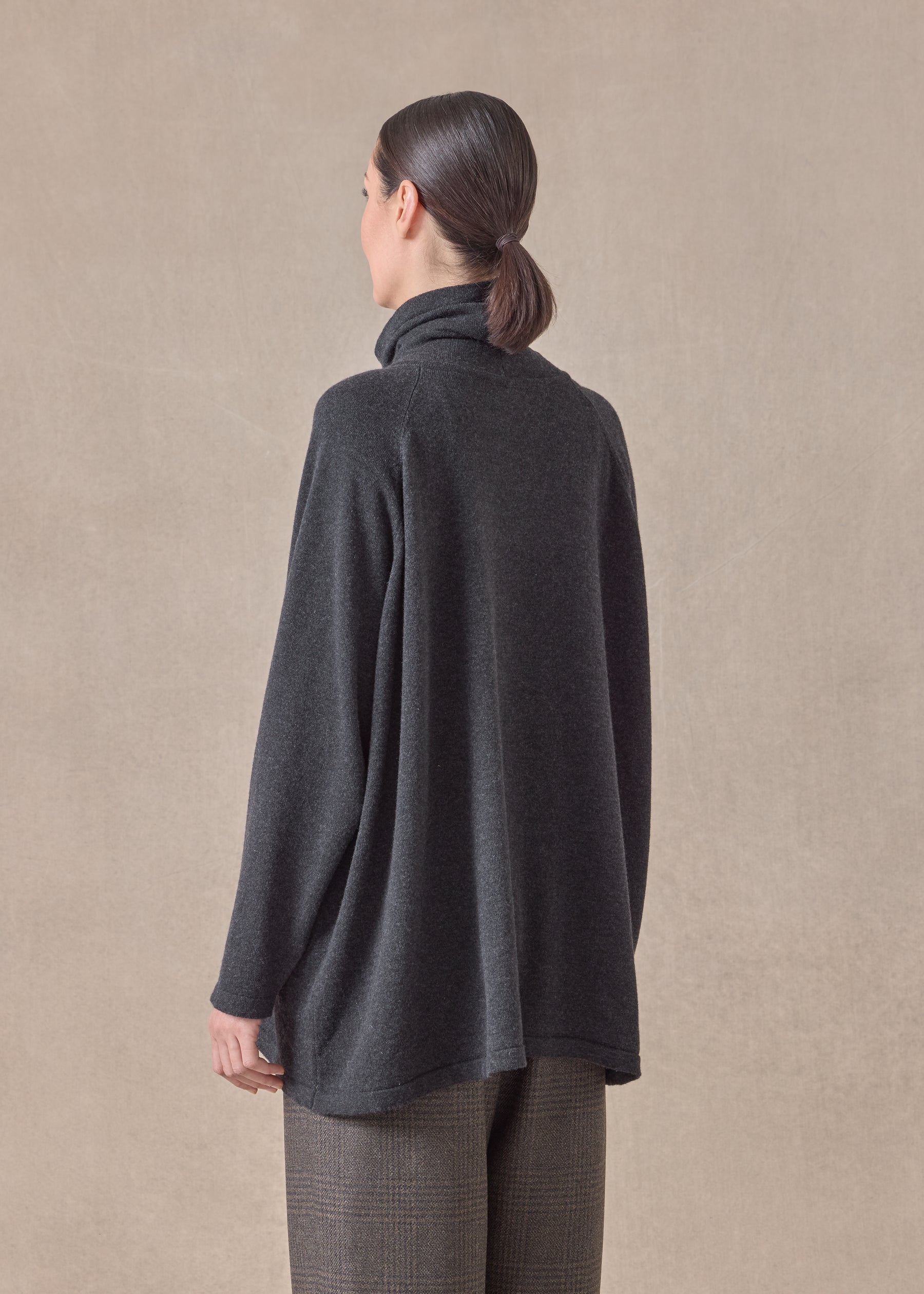 cashmere raglan sleeve scrunch neck sweater - long