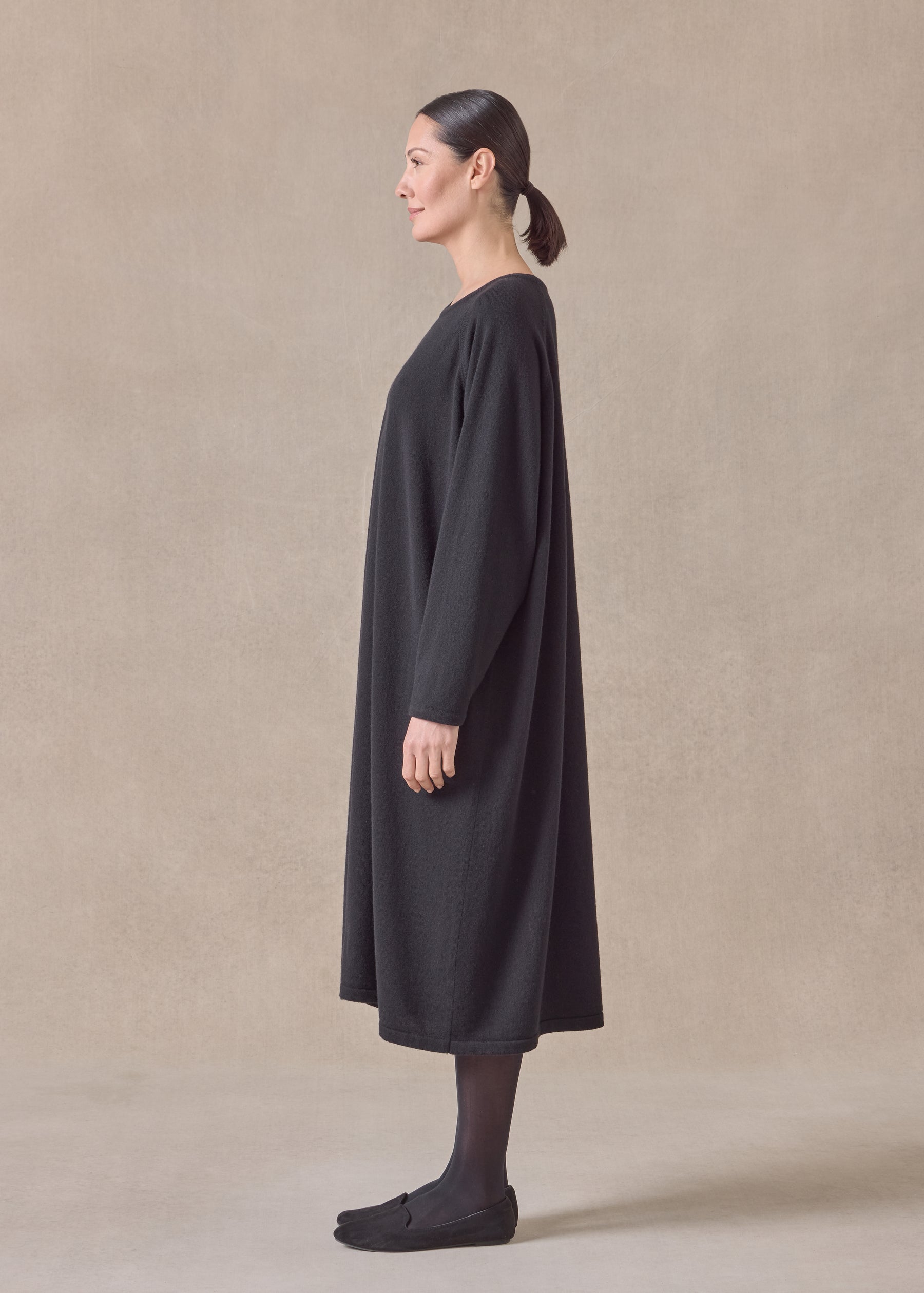 cashmere raglan sleeve round neck dress