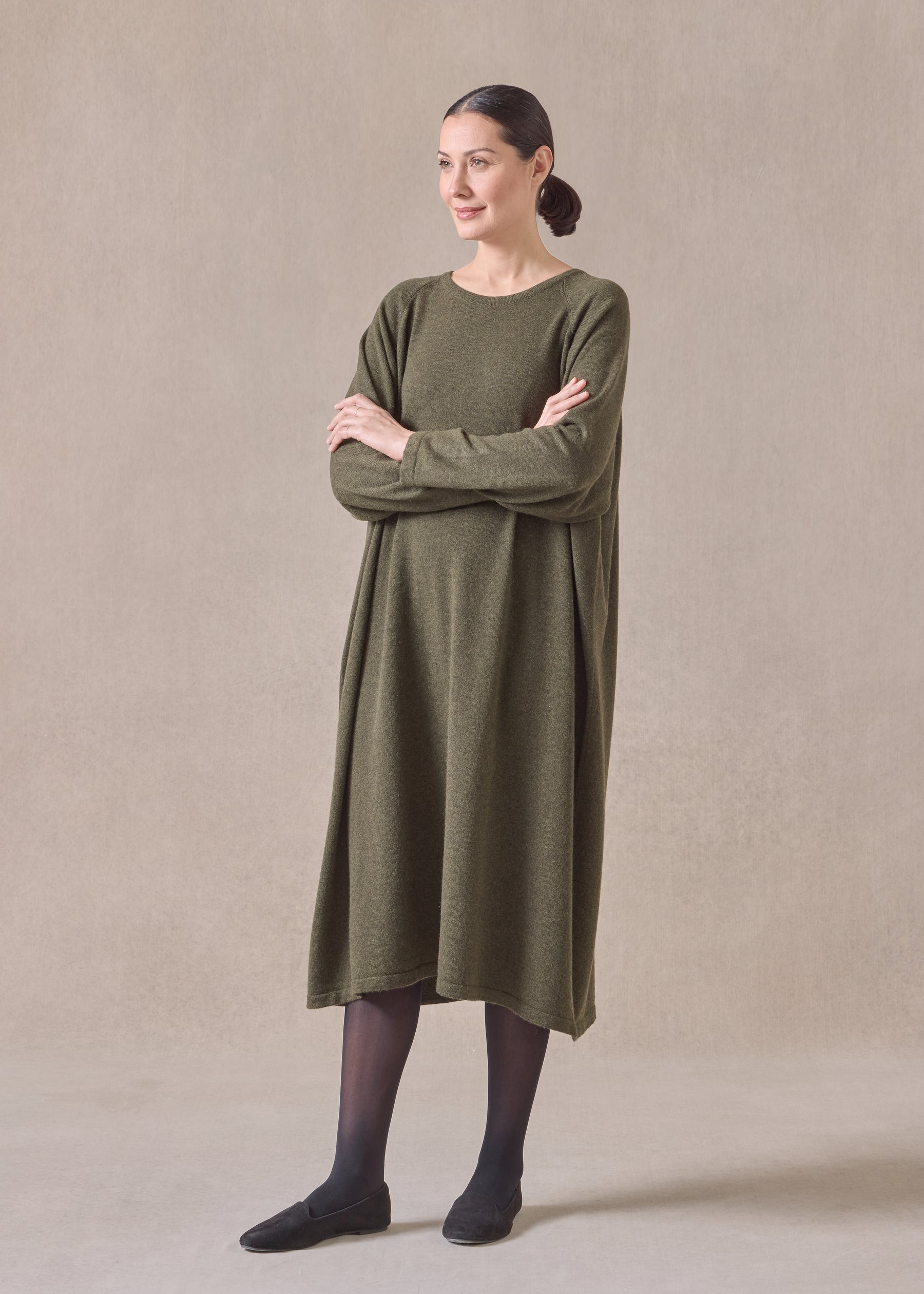 cashmere raglan sleeve round neck dress