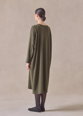 cashmere raglan sleeve round neck dress